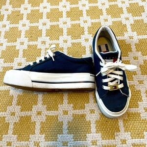 Vintage Y2K Tommy Hilfiger Platform Sneakers
